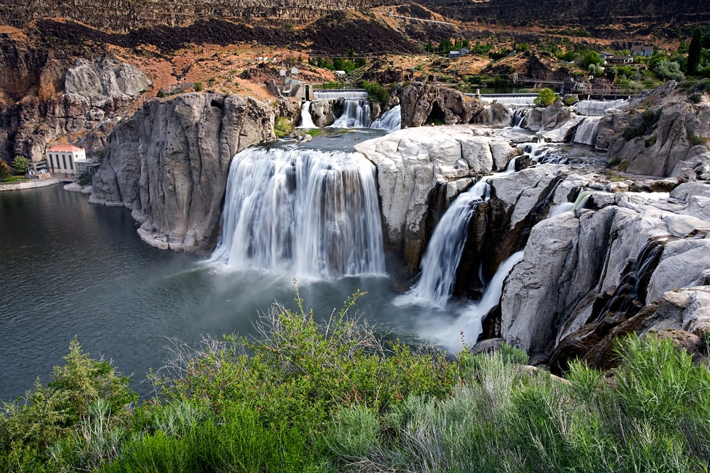 shoshone falls in twin falls, idaho